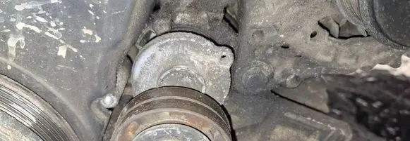 Generator/alternator belt tensioner