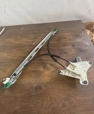 Renault Master III Front door window regulator with motor 807200008r