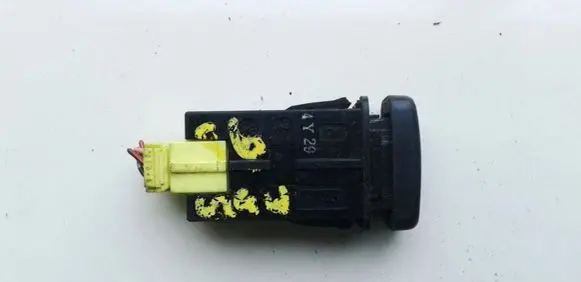 Mazda 323 Fog light switch 4Y29