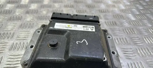 Mitsubishi ASX Engine control unit/module 1860B422 2758008906