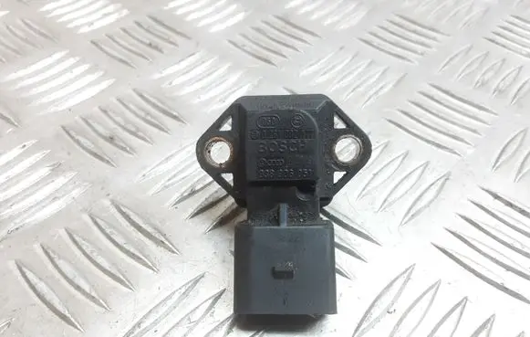 Audi A2 Air pressure sensor 0281002177