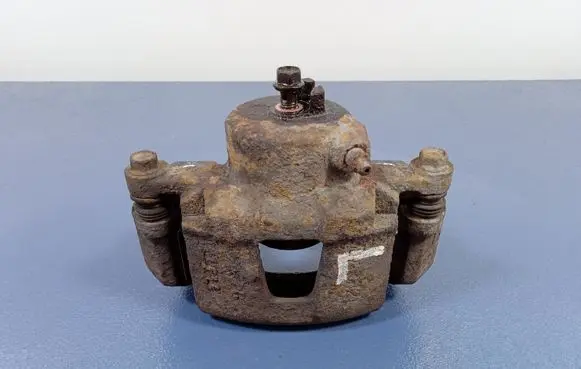 Chevrolet Lacetti Front brake caliper