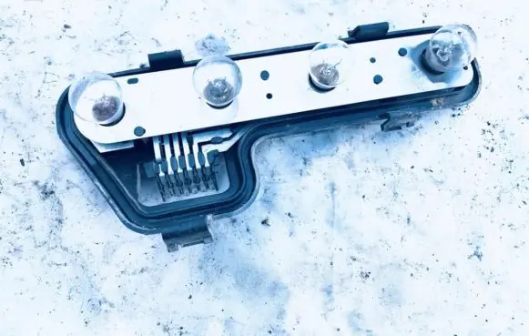 Opel Zafira A Tail light bulb cover holder 5248