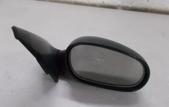 Chevrolet Lanos Manual wing mirror 