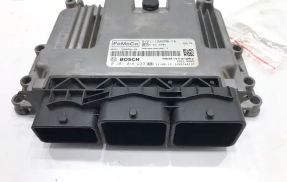 Ford Fiesta Engine control unit/module ECU 0281018239
