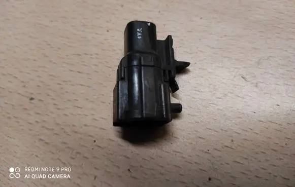 Infiniti Q50 Outside/external air temperature sensor 