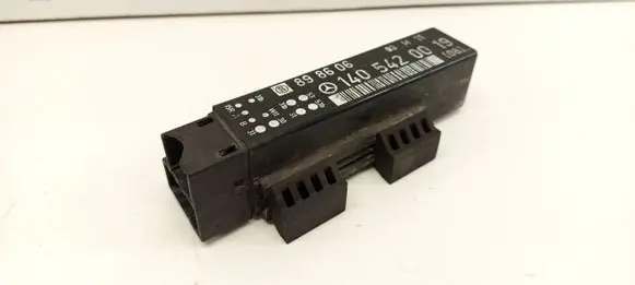 Mercedes-Benz S W140 Window wiper relay 1405420019
