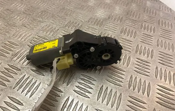 KIA Sportage Seat adjustment motor 88584D9000