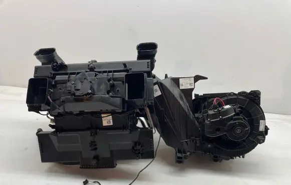 Mercedes-Benz Sprinter W907 W910 Interior heater climate box assembly A9108305801 0012520078 ZGS003Q