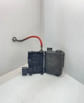 Volkswagen Golf IV Fuse module 1J0937550