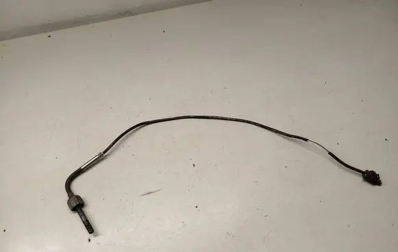 Mercedes-Benz GL X164 Exhaust gas temperature sensor a0051531828