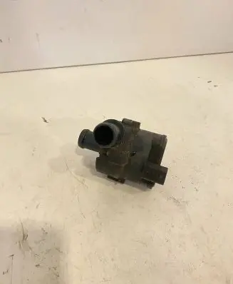 Skoda Superb B8 (3V) Electric auxiliary coolant/water pump 5G0965567