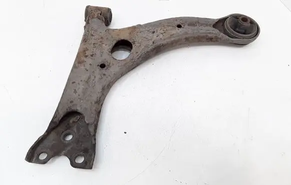Toyota Corolla E120 E130 Front lower control arm/wishbone