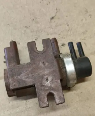Volvo V50 Turbo solenoid valve 9652570180 70096803