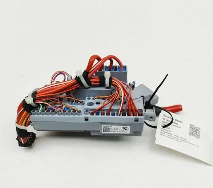 BMW XM Fuse module 6807487