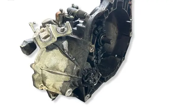 Peugeot Bipper Manual 5 speed gearbox 55229495 05105181