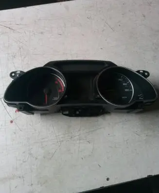 Audi A5 8T 8F Speedometer (instrument cluster) 8T0920981B