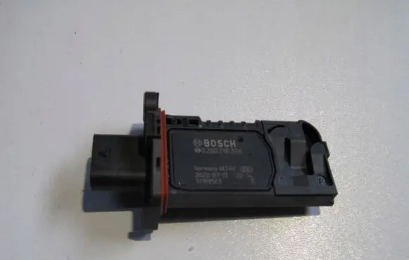 Land Rover Range Rover Evoque L551 Mass air flow meter 0280218396