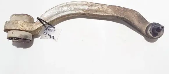 Audi A4 S4 B5 8D Front lower control arm/wishbone
