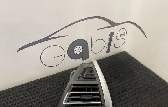 BMW X3 G01 Dashboard side air vent grill/cover trim 9871600 11916410