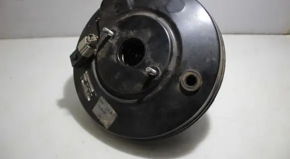 Ford Focus Brake booster
