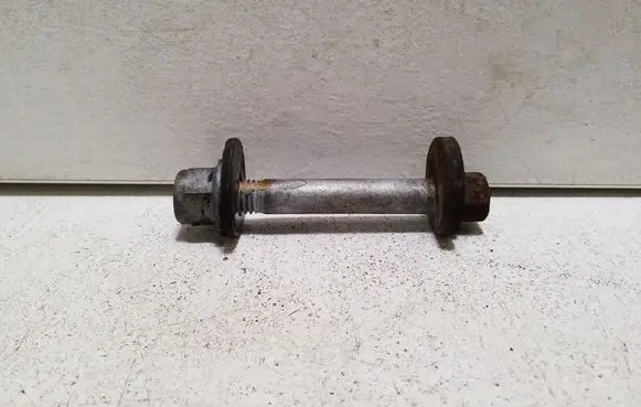 Volvo XC60 Rear suspension camber bolt 