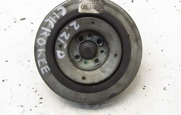 Jeep Cherokee KL Crankshaft pulley 55267767