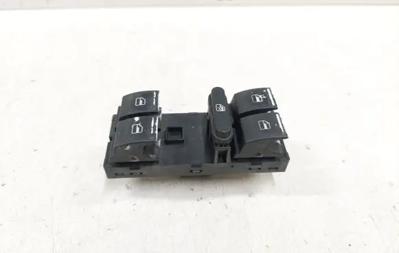 Volkswagen PASSAT B6 Electric window control switch 1K4959857