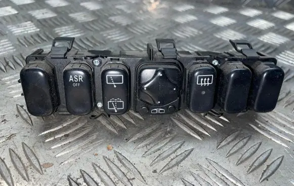 Mercedes-Benz A W168 Other switches/knobs/shifts 1688203610 33010901
