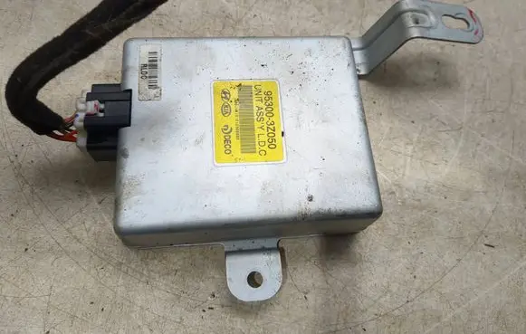 Hyundai i40 Other control units/modules 953003Z050