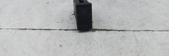 Windscreen/window heater switch