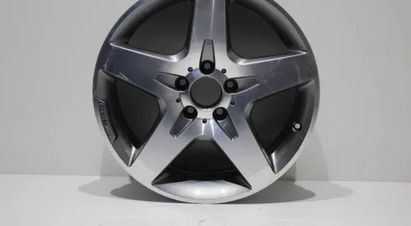 Mercedes-Benz GLA W156 X156 R18 alloy rim A1564010500