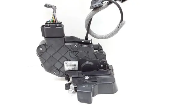 Volvo V70 Rear door lock 31253920