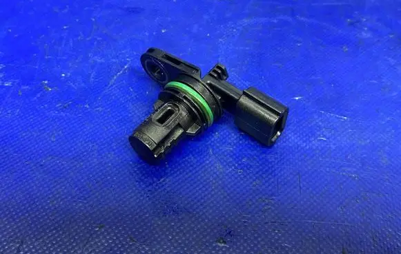 Nissan Qashqai Camshaft position sensor 237310776R