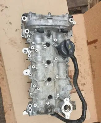 Mercedes-Benz CLA C117 X117 W117 Engine head R270016