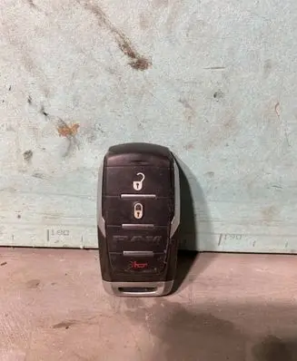 Dodge PickUp RAM SRT-10 Ignition key/card 