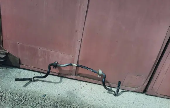 Opel Insignia A Front anti-roll bar/sway bar 20932137