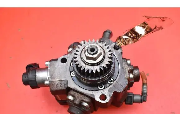 Renault Laguna III Fuel injection high pressure pump 0445010170