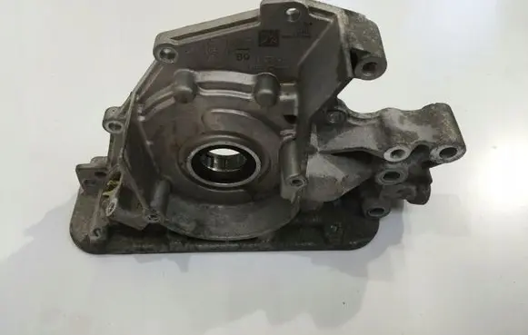 Seat Arona Oil pump 04E115105BQ