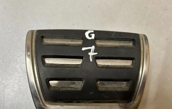 Clutch pedal