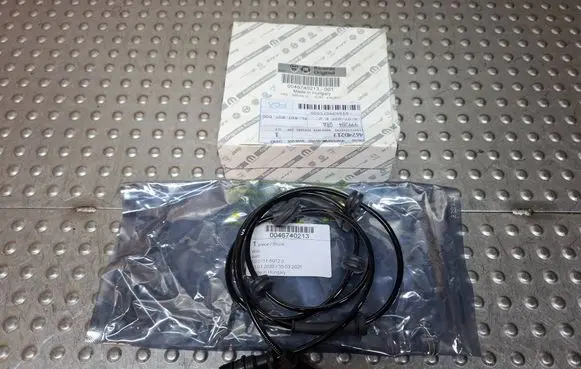 Fiat Doblo ABS brake wheel speed sensor 46740213