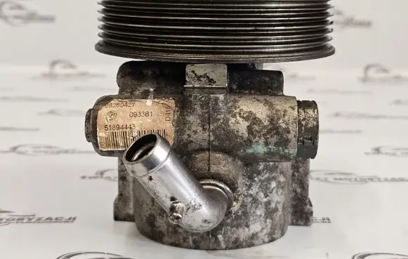 Fiat Doblo Power steering pump 51817135