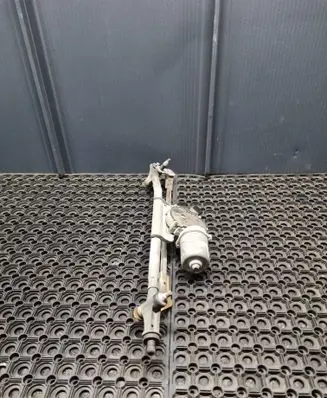 Chrysler Grand Voyager V Front wiper linkage and motor W000002572