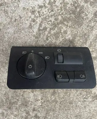 BMW X5 E53 Light switch 6909775 137902 037045061