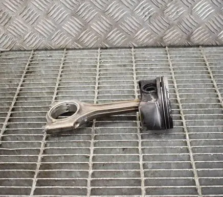 BMW X3 E83 Piston 