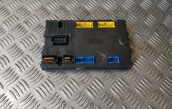 Renault Espace III Comfort/convenience module 7711198869