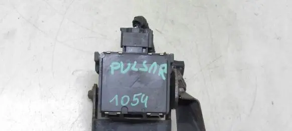 Nissan Pulsar Distronic sensor radar 284383ZL1B