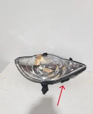 Peugeot 107 Headlight/headlamp 89033104