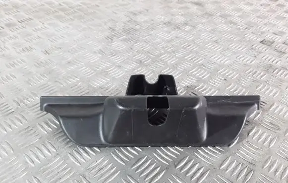 BMW X5 E70 Tailgate/boot lid lock trim 51497177378 7177378
