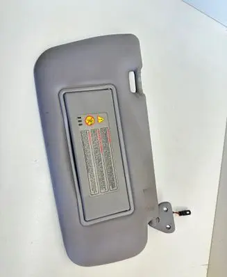 Nissan Primera Sun visor